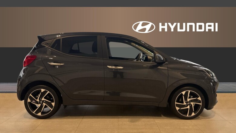 Hyundai i10 1.2 [79] Premium 5dr Auto [Nav] Petrol Hatchback